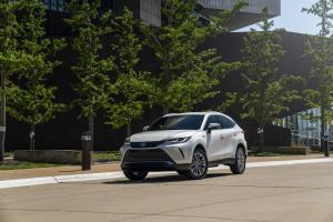 Toyota Venza Hybrid XLE 2020 года 
